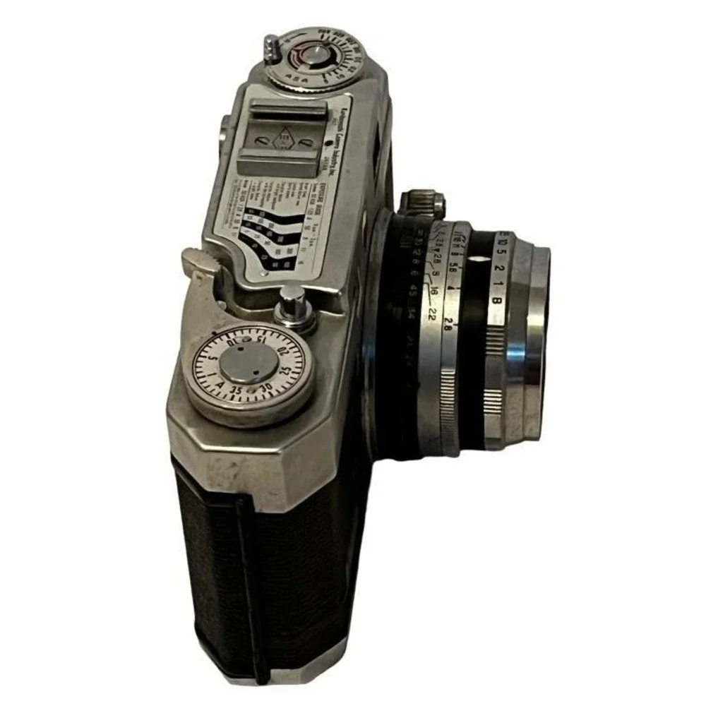 Petri 2.8 Color Corrected‎ Super 35mm Film Rangefinder film Camera- Parts Only